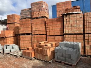 Blocos de Concreto e Cerâmicos - Teixeira Socorro da Construção