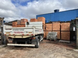 Blocos de Concreto e Cerâmicos - Teixeira Socorro da Construção